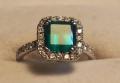 1.87 ct Emerald Ring Muzo in White Gold 33 diamonds